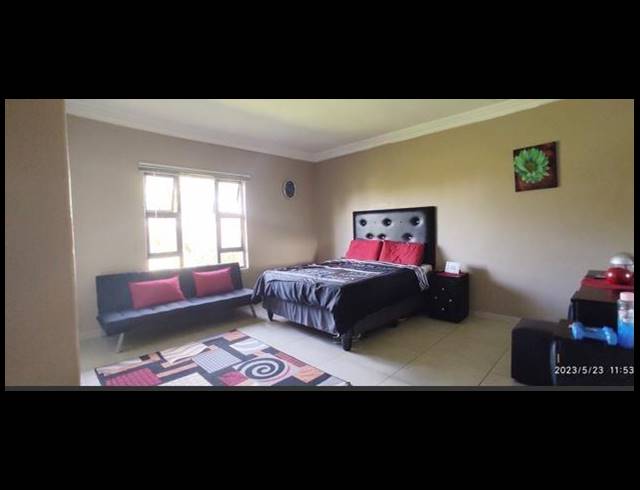 4 BEDROOM HOUSE FOR SALE IN SALMON BAY